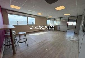 Local d'activité à vendre Décines-Charpieu - Proche tramway et autoroutes