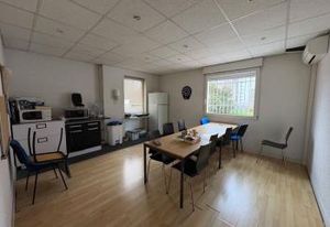 Location local d'activité Lyon 7ème - Proche EM Lyon