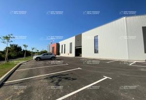 Vente locaux d'activité Saint-Quentin-Fallavier - Proche A43