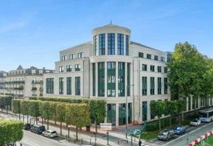 Location bureaux Chessy - Proche A4 et RER A Val d'Europe
