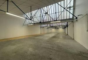Location bureaux et espaces d'activités Montreuil - Proche bus