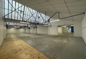 Location bureaux et espaces d'activités Montreuil - Proche bus