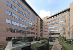 Vente bureaux Ivry-sur-Seine - Proche RER C et Métro Mairie d'Ivry