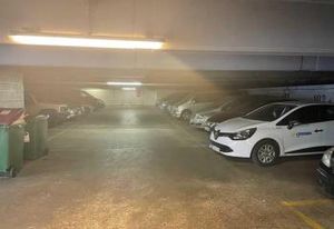 Parking collectif semi-enterré à vendre Bagnolet - Proche transports