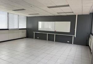 Location bureaux Joinville-le-Pont - Proche RER, bus et autoroutes