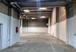 Location local d'activité Sarcelles - Proche RER et aéroports