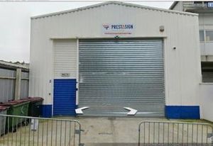 Location activité/entrepôt - 400 m²