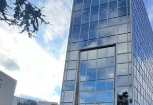 Vente bureau Sèvres - Proche commerces, N118 et transports