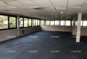 Location bureaux Saint-Avertin - Proche site tertiaire des Granges-Galand