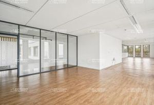 Location bureaux Châtenay-Malabry - Proche A86, Tramway T10