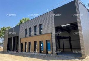 Local d'activité à louer Vénissieux - Proche grands axes routiers