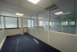 Vente bureaux Bois-Guillaume - Parc tertiaire et parking