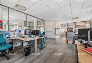 Vente bureaux Pontault-Combault - Parkings extérieurs