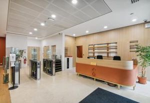 Location bureaux Montreuil - Proche métro Robespierre et bus Sorins