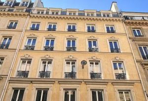 Location bureaux Paris 8 - Proche Gare Saint-Lazare et Métro