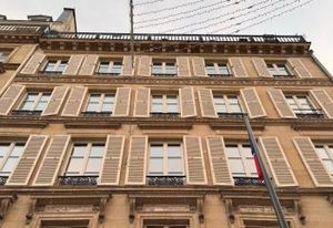 Vente bureau Paris 8 - Proche Palais de l'Élysée, bus, métro, RER, Transilien