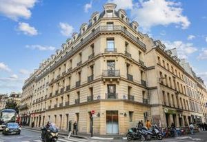 Location bureaux Paris 9 - Proximité Métro, RER, Bus et Gare