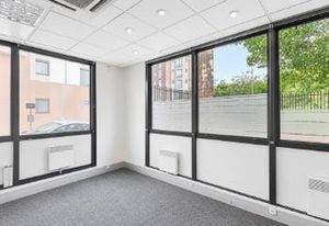 Bureaux à louer Paris 20 - Nation, métro, RER et tram