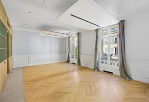Bureaux Paris 9 près gare Saint-Lazare et métro Chaussée d'Antin