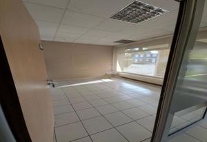 Vente local commercial Le Mesnil-Saint-Denis
