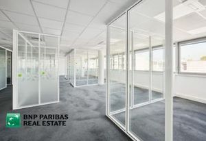 Location bureaux Levallois-Perret - Proche métro Anatole France