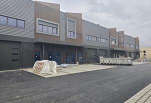 Cellules d'activités neuves à vendre Courtry - Proche A4/A104