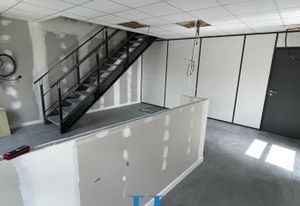 Local artisanal 260 m² Villenave-d'Ornon - Bâtiment neuf sécurisé