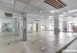 Location local commercial Paris 18e - Métro Barbès
