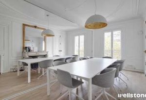 Location bureaux Paris 9 - Proche gare Saint-Lazare et métro