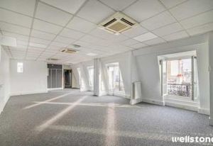 Location bureaux Paris 9 - Métro Liège et Saint-Lazare