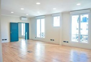 Location bureaux Paris 17 - Proche Métro Malesherbes et Monceau