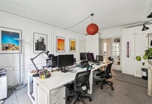 Location bureaux Paris 9 - Proche métro Blanche