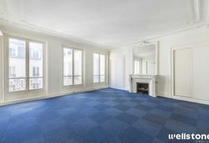 Location bureaux Paris 10 - Proche métro Poissonnière et Gare du Nord