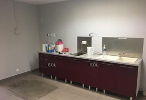 Local d'activités à vendre Orange - Proximité échangeur A7