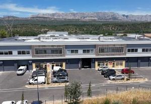 Location local d'activité Rousset - Accès D6, A8 et A52