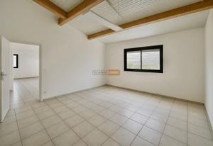 Location local d'activité Puget-sur-Argens - 2 min péage A8