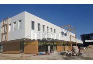 Activité/Entrepôt à vendre - 1302 m²