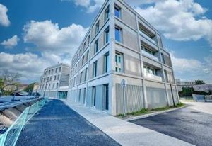 Location bureaux Bordeaux Chartrons - Proche Tramway Ligne C et Rocade