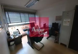Vente bureaux Clermont-Ferrand secteur Berthelot - Proche transports
