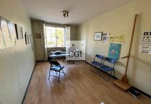 Location bureaux Saint-Priest centre - Proche A43, A46, Tram T2