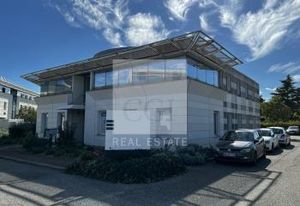 Vente bureaux Bron - Proche A43, périphérique et tramways T2 et T5