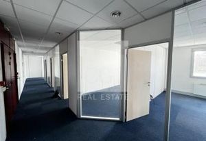 Vente bureaux Bron - Proche A43, périphérique et tramways T2 et T5