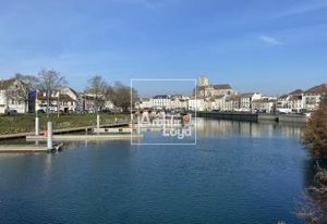 Location bureaux Meaux - Proche gare et centre-ville, accès D603, N3, A140, A4