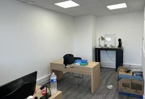 Location bureau Saint-Avertin - Proche A10 et transports en commun