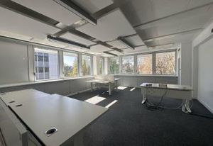 Location bureaux Strasbourg Centre - Parc des Contades, bus, tram, train