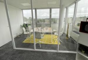 Location bureaux Pessac - Proche rocade, bus, tram et aéroport
