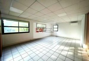 Location bureaux Nîmes - Parc Georges Besse, proche autoroute A9