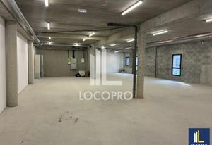 Bâtiment mixte entrepôt/bureaux à louer Fréjus - Proche A8