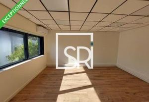 Location bureaux Thiers - Proche A89, bus et gare SNCF