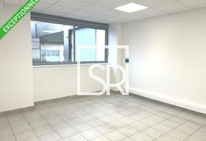 Location bureaux Thiers - Proche A89, bus et gare SNCF